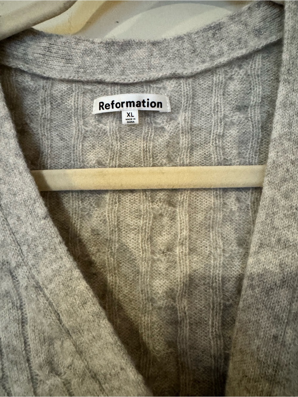 Reformation Cashmere Light Gray Cable Knit Button-Front Women's Sweater Cardigan - Picture 3 of 4